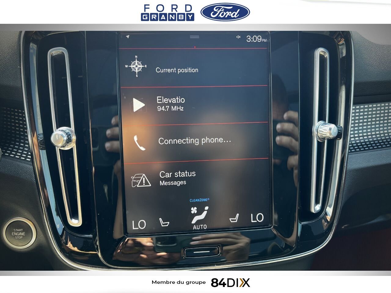 2021 Volvo XC40 Black Granby - photo #23
