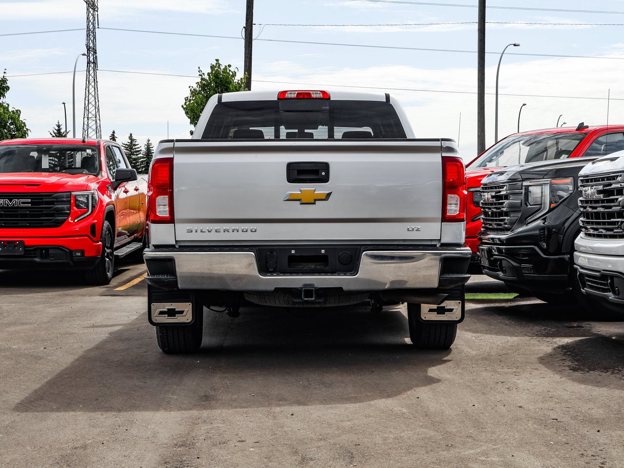 2018 Chevrolet Silverado 1500 4WD Crew Cab 143.5 LTZ w/2LZ Grey Sherwood Park - photo #6
