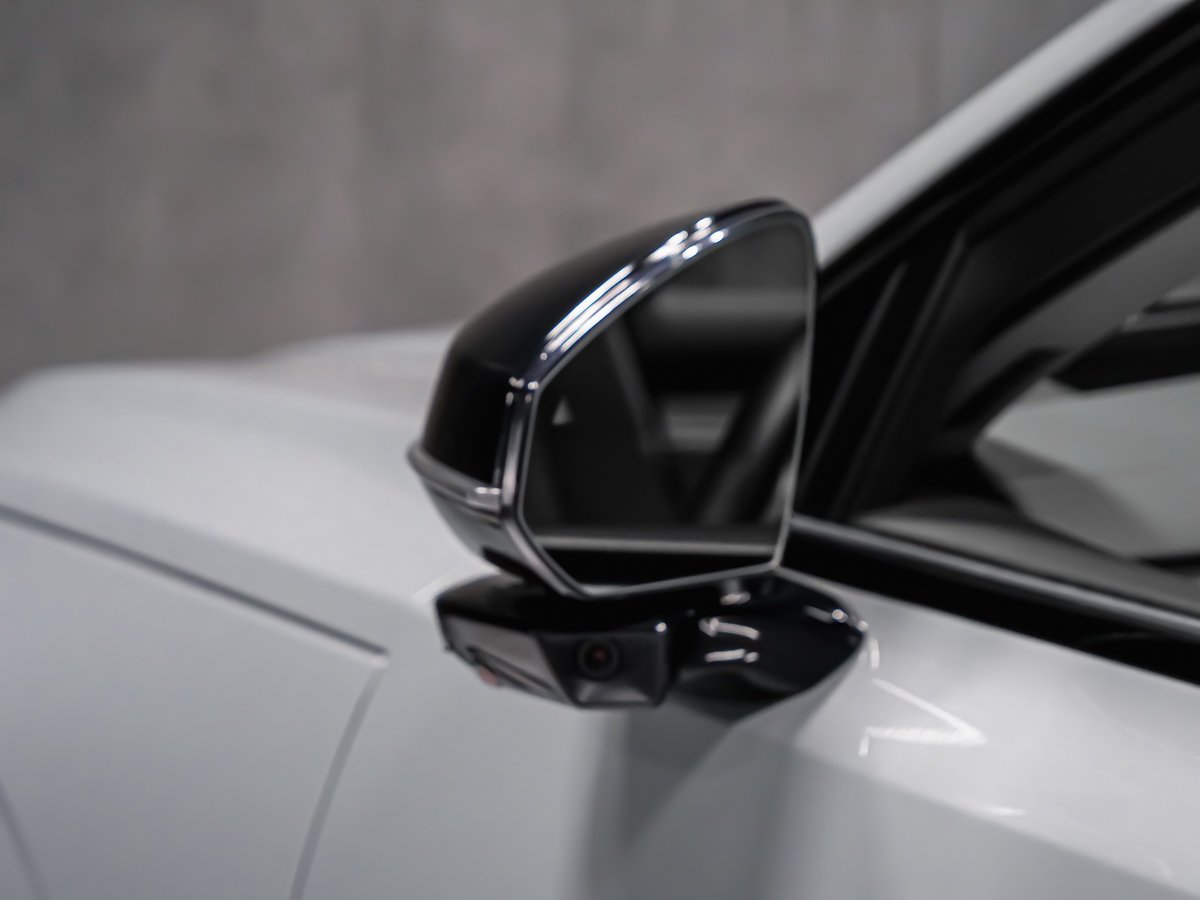 2025 Volvo EX90 ULTRA Grey Montreal - photo #7