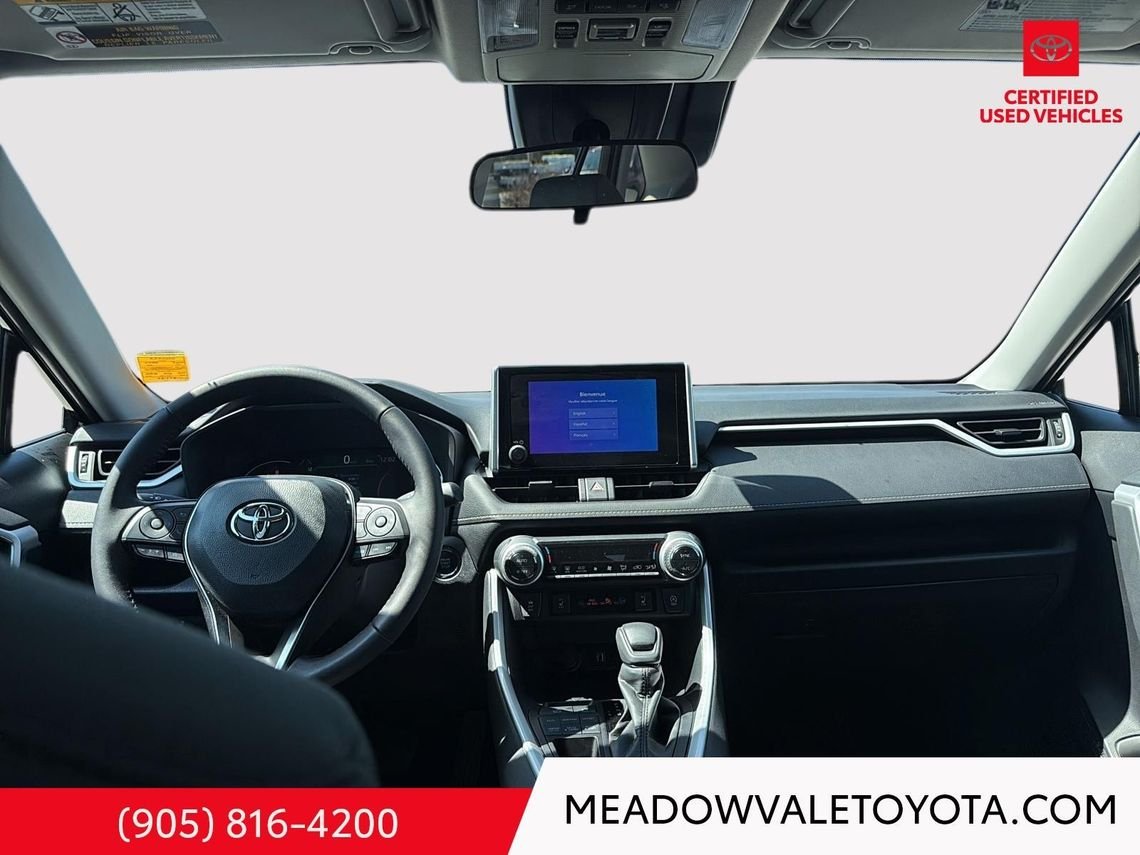 2025 Toyota RAV4 Sunroof, Power Drivers Seat, Heated Front Seats and Steering Wheel, Power Trunk, 17" Alloy's Midnight Black Metallic Mississauga - photo #25