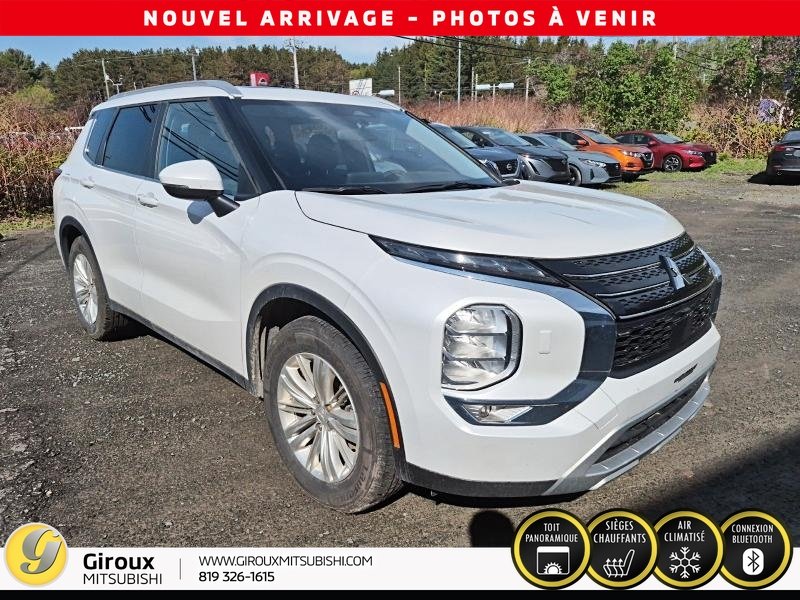 MITSUBISHI OUTLANDER SE S-AWC 2024 Blanc