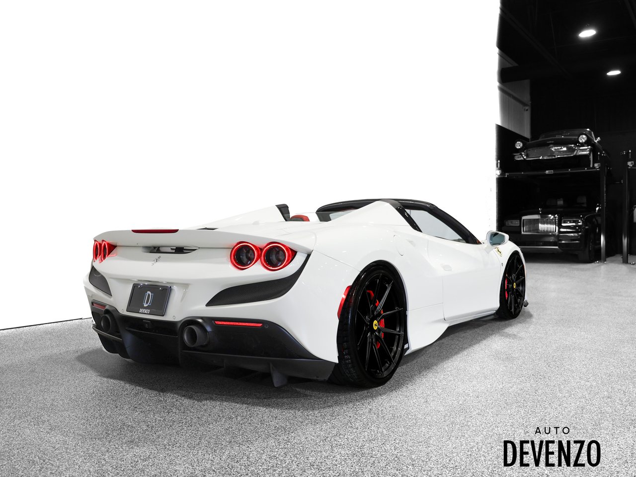 Ferrari F8 Spider 2023 Blanc Saint-Eustache - photo #3