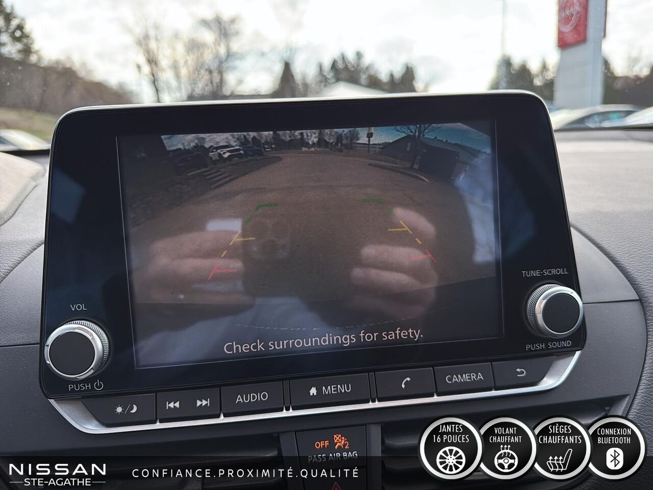 2025 Nissan Altima AWD | DÉRAREUR À DISTANCE | CARPLAY | UN SEUL PROPRIÉTAIRE Black Saint-Jérôme - photo #16