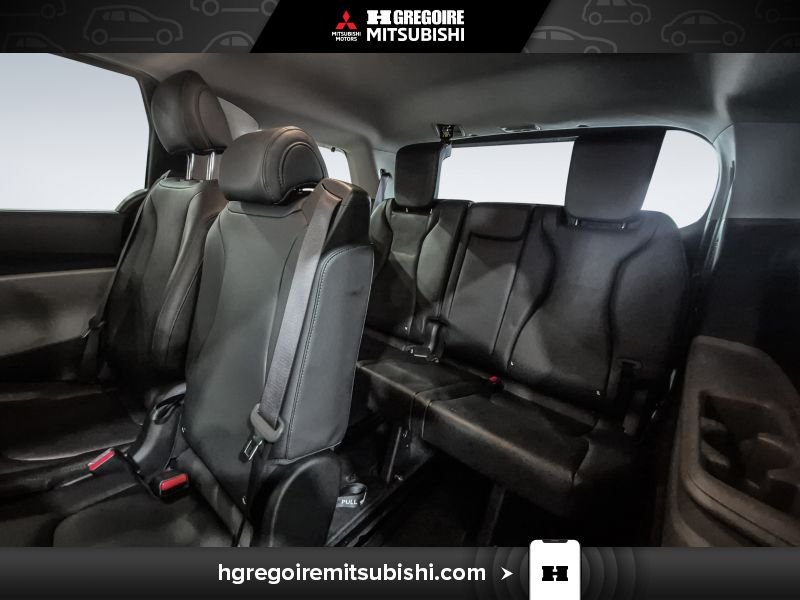 Kia Carnival 2025 Noir Laval - photo #28