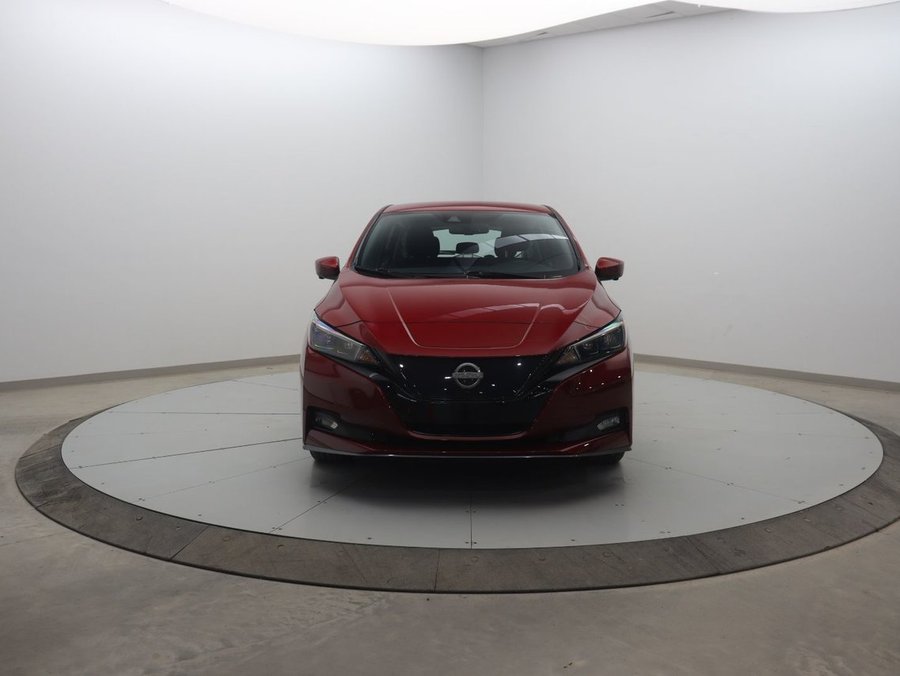 2024 Nissan LEAF 2024 Scarlet Ember Metallic