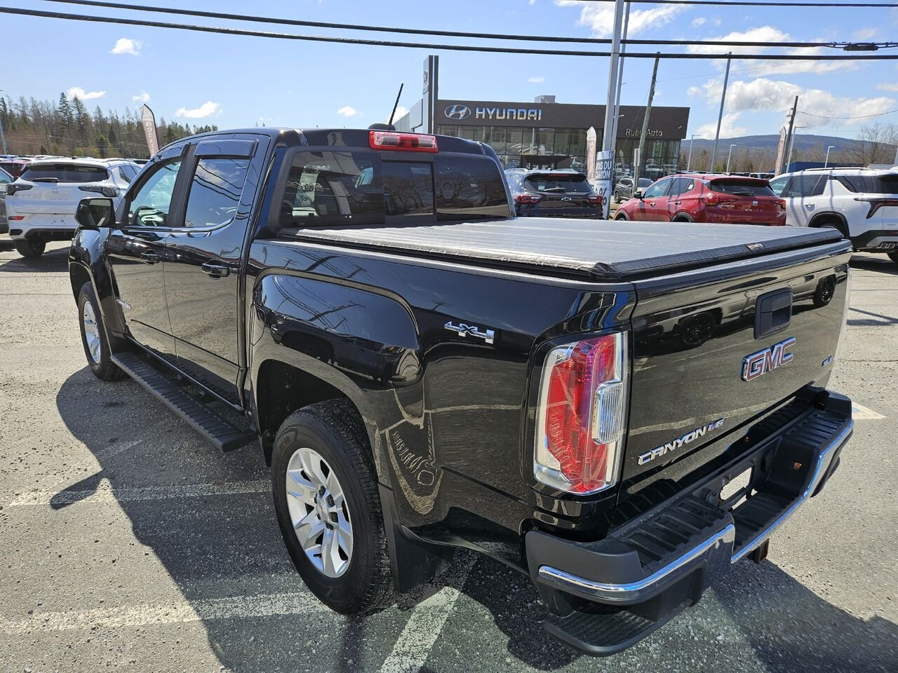 GMC Canyon SLE cabine multiplace 4RM, 128,3 po 2018 Noir Thetford Mines - photo #4