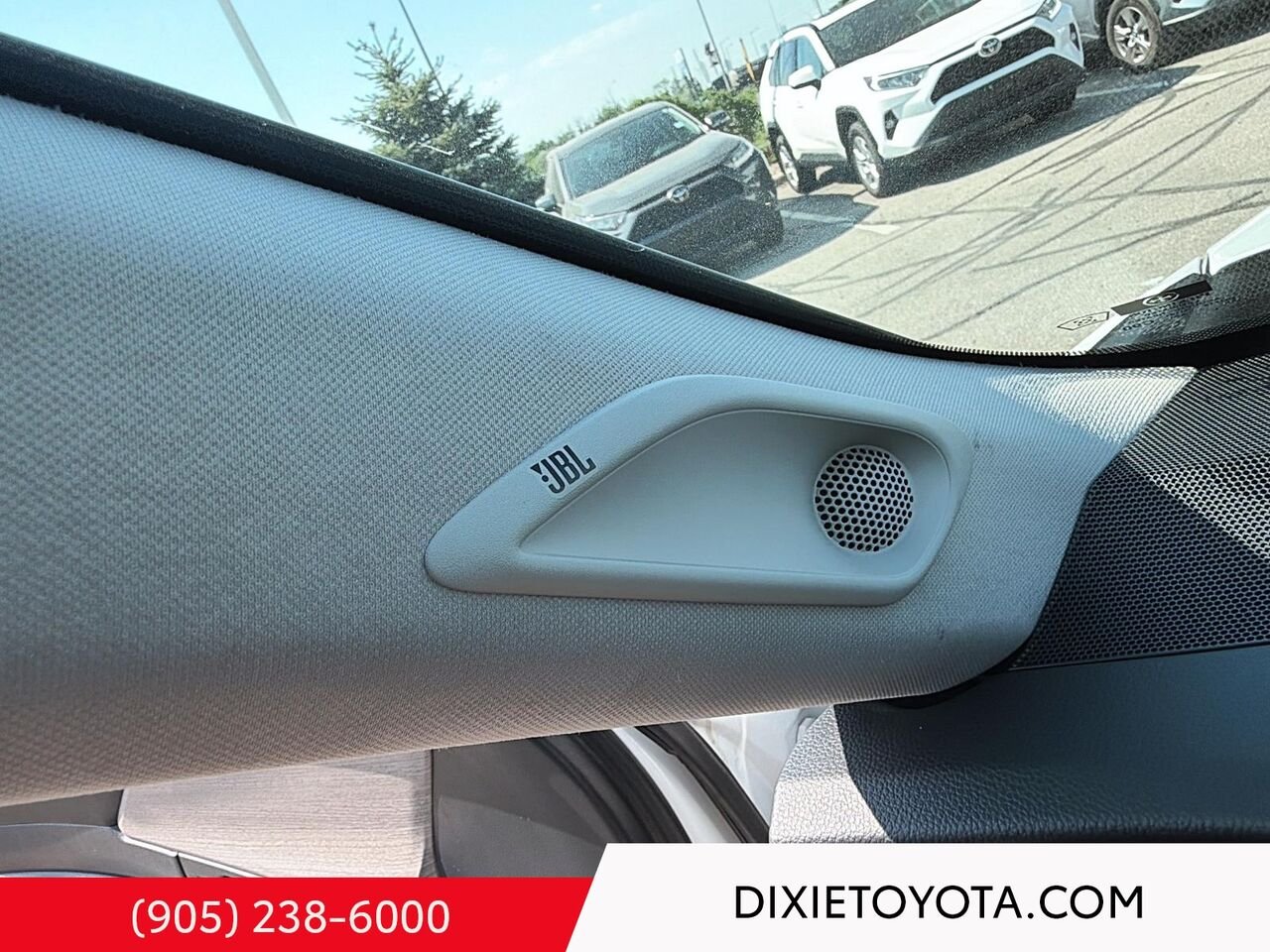 2024 Toyota Grand Highlander LIMITED AWD / CLEAN CARFAX / HEATED AND VENTILATED SEATS / ALLOY WHEELS / MOONROOF / CARPLAY AND ANDROID AUTO White Mississauga - photo #11