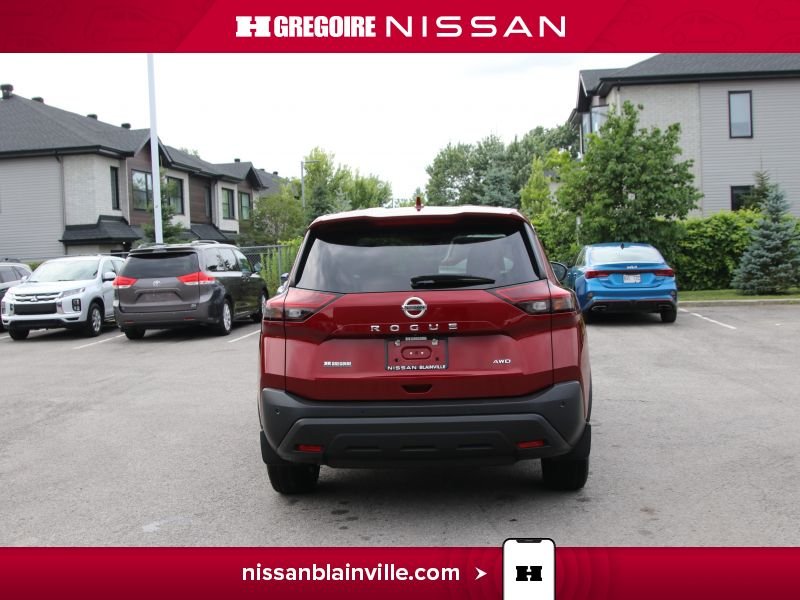 2021 Nissan Rogue Red Blainville - photo #7
