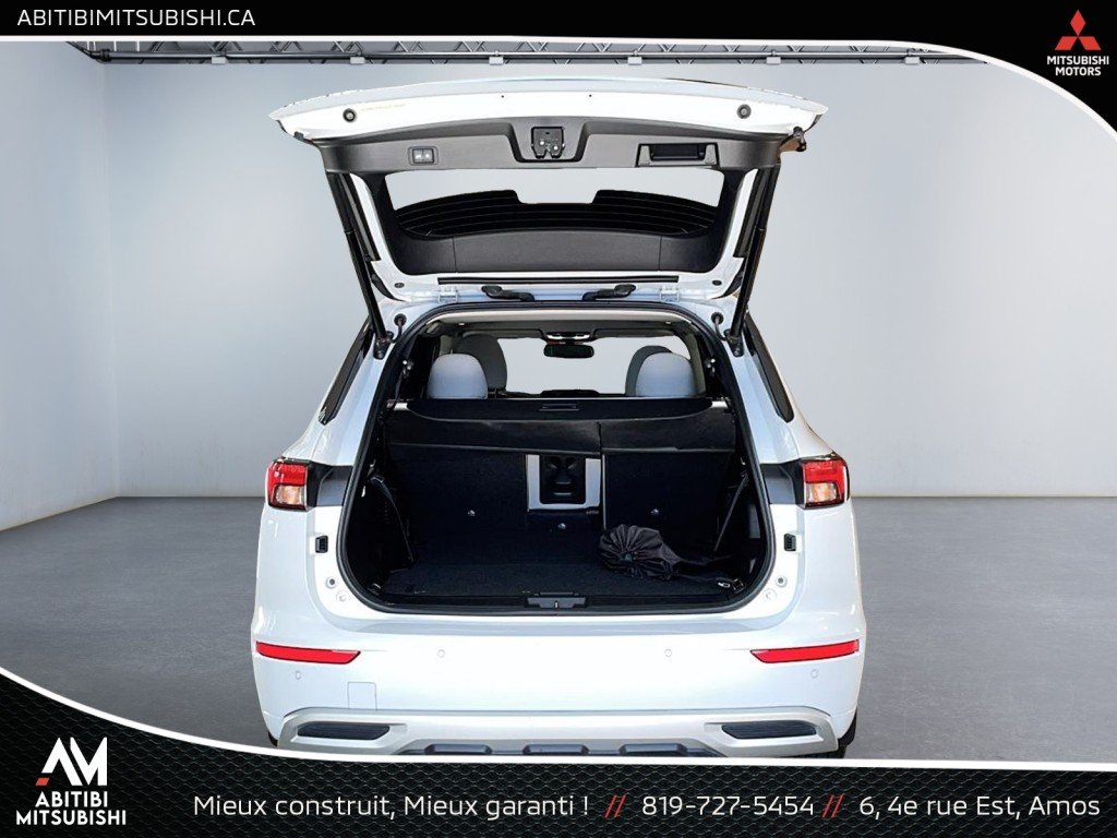 Mitsubishi Outlander PHEV 2023 Blanc Amos - photo #21
