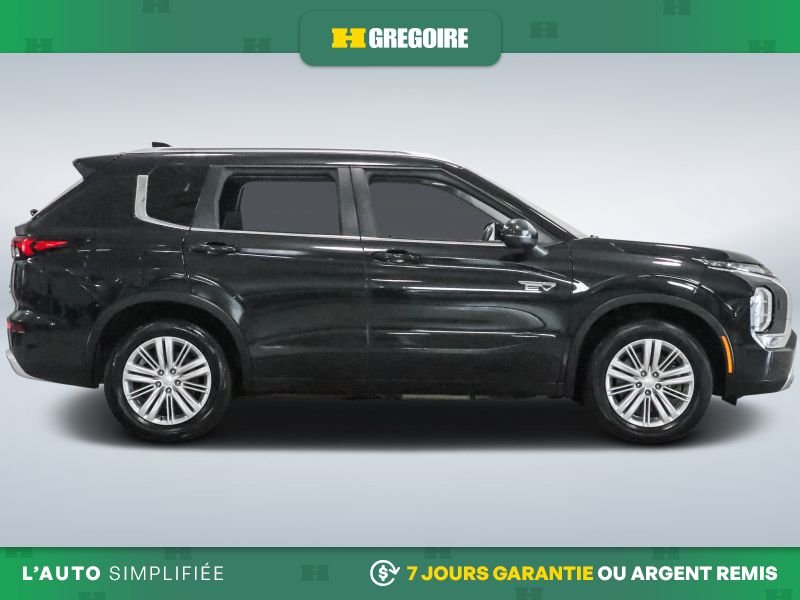 2024 Mitsubishi Outlander Plug-In Hybrid Laval - photo #10