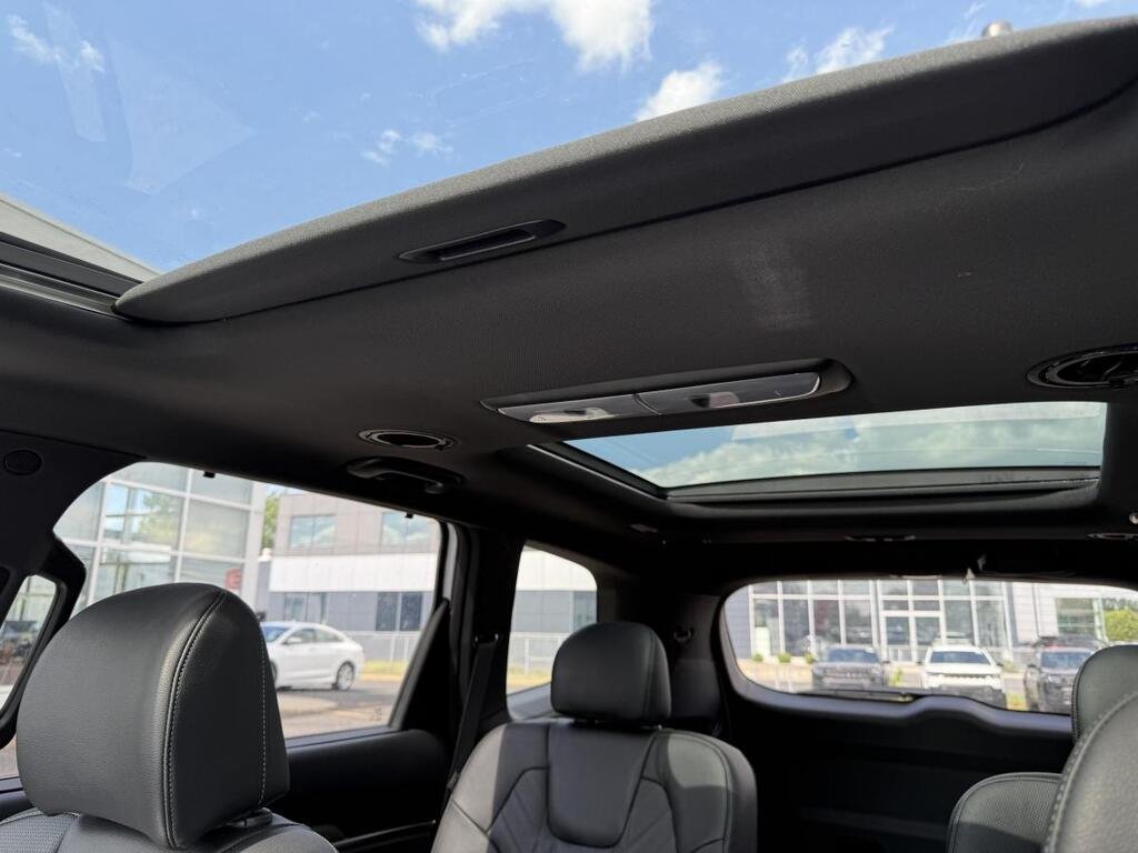 2023 Kia Telluride White Saint-Basile-le-Grand - photo #15