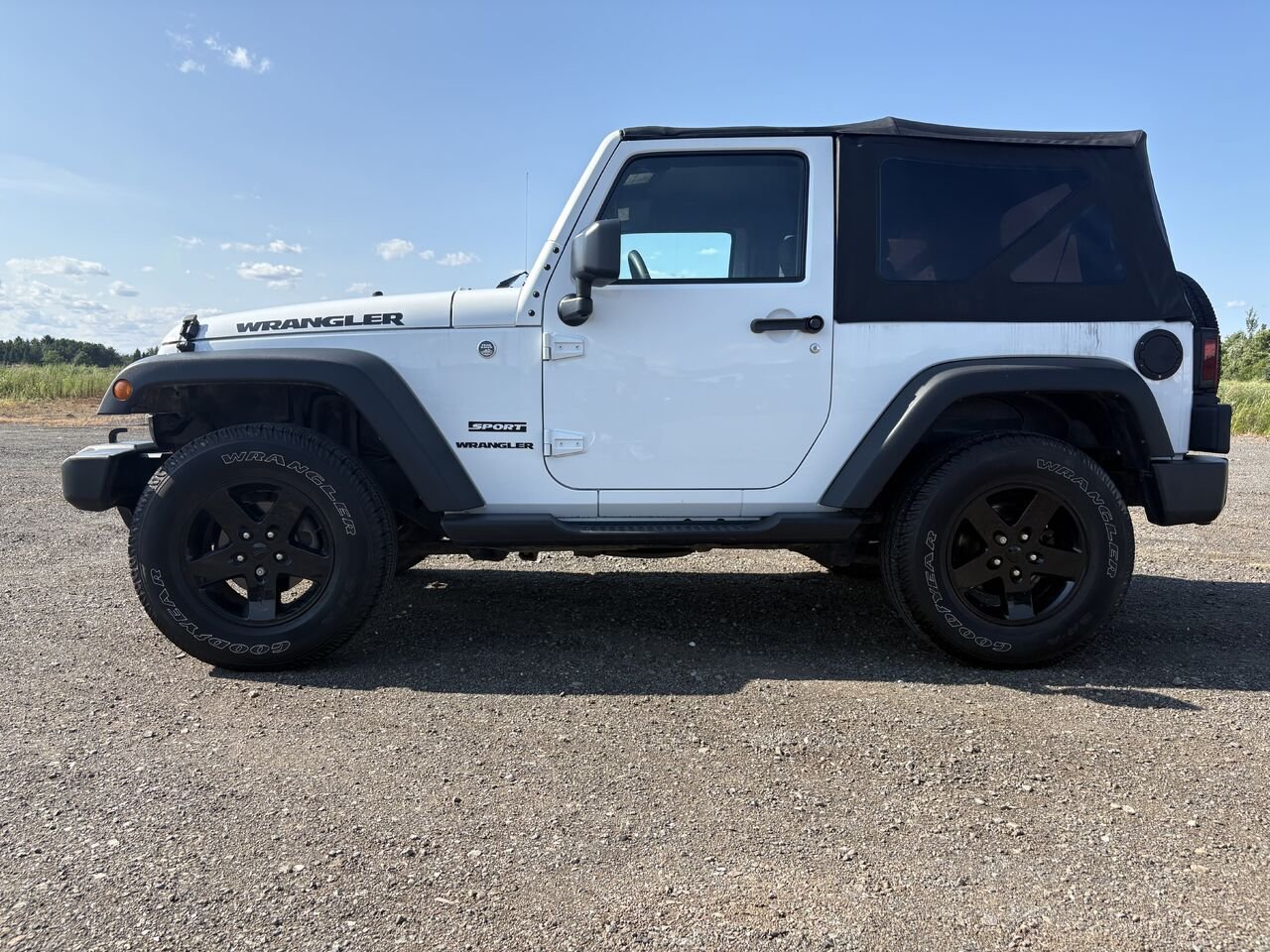 2016 JEEP WRANGLER SPORT 4 RM 2 portes Sport White Montmagny - photo #2